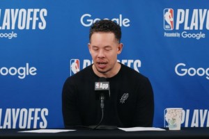 【完整版】米奇：相比愤怒我会用成熟来形容文班 我们需要每个人